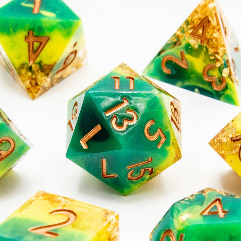 Aurum Twist | Sharp Edge Dice | 7-Polyhedral Set
